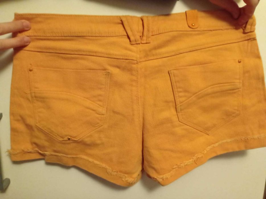 Calções Cor-de-Laranja64729631661827120