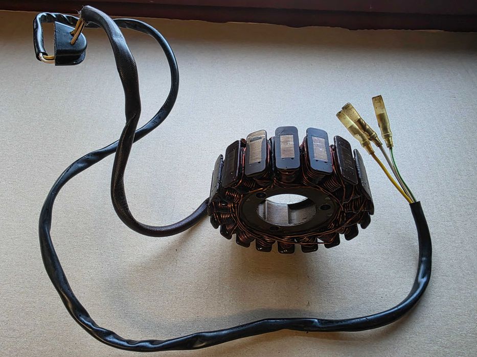 Suzuki alternator GS 500 Stator GS 500 ALTERNATOR GS Uzwojenie gs 500 stojan części gs