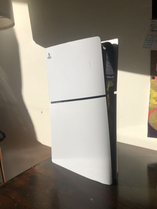 Playstation 5 1TB, com comando S/caixa