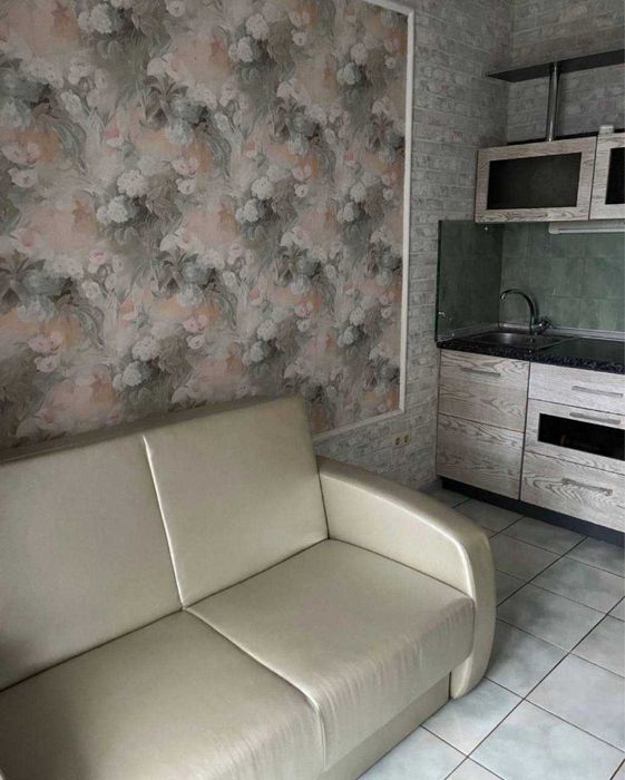 Продам 1 ком квартиру рову Шампанский