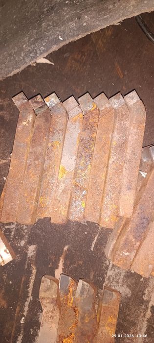 Продам токарні різці