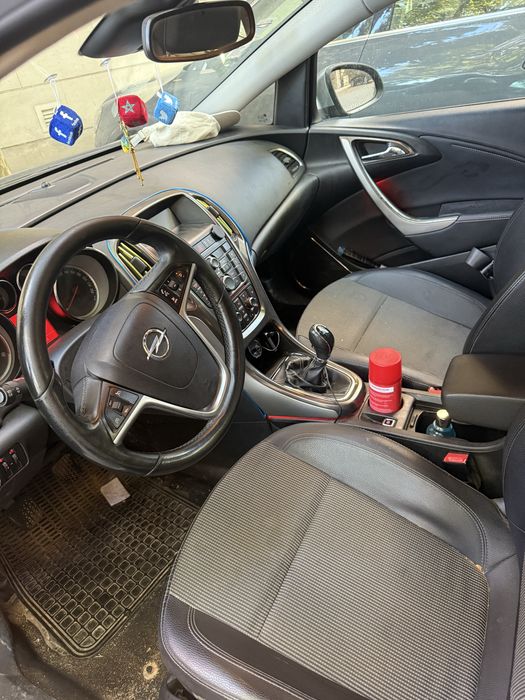 Opel astra j 1.7 cdti
