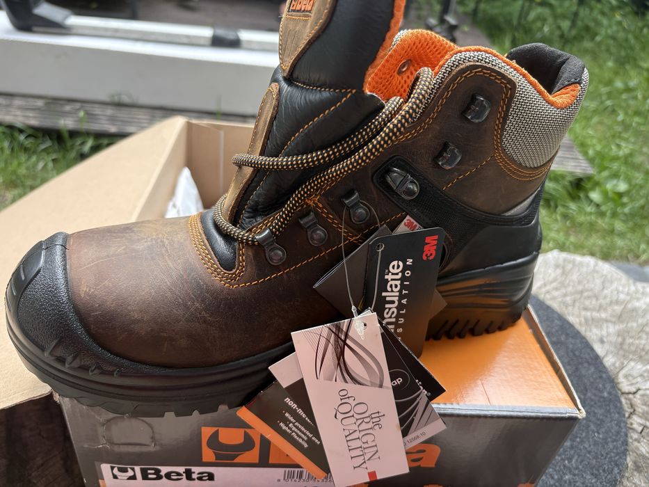 Buty Beta 42 NOWE