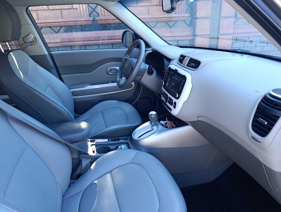 Kia Soul 2015 Електро