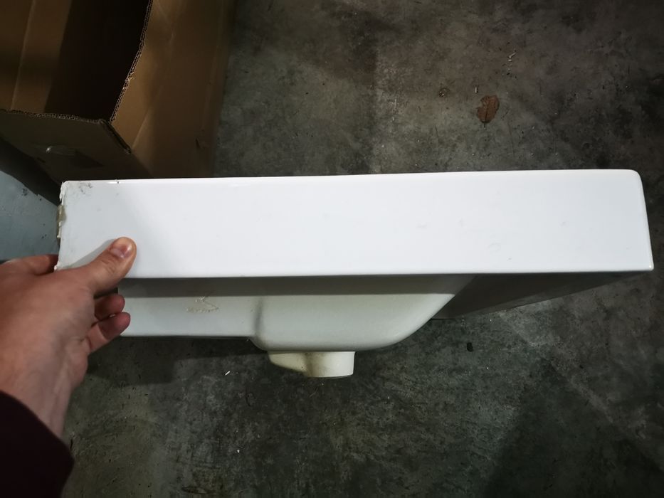 Lavatório de wc em loiça