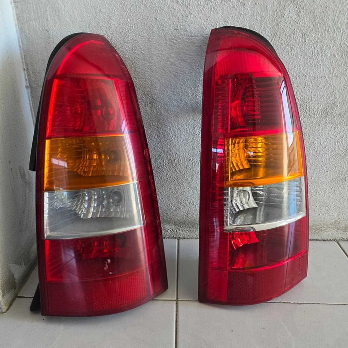 Stop esquerdo e direito Opel Astra  ano 2000 Carrinha