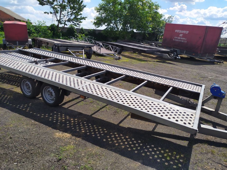 Wypożyczalnia wynajem przyczep, lawet