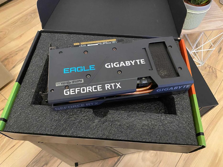 Placa Gráfica Nvidia Geforce RTX 3060 Gigabyte Eagle OC 12GB64738407049089122
