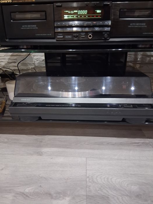 Wieża onkyo z pilotem