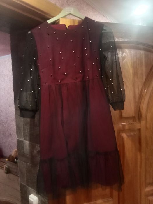 Продам красиві сукні