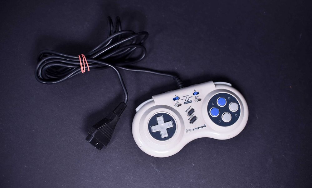 PC ProPad 4 Gamepad Gaming Video Game Controller by InterAct SV-231