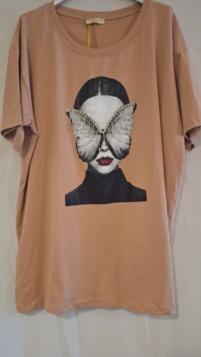 Bluzka zdobiona. Motyl kobieta.