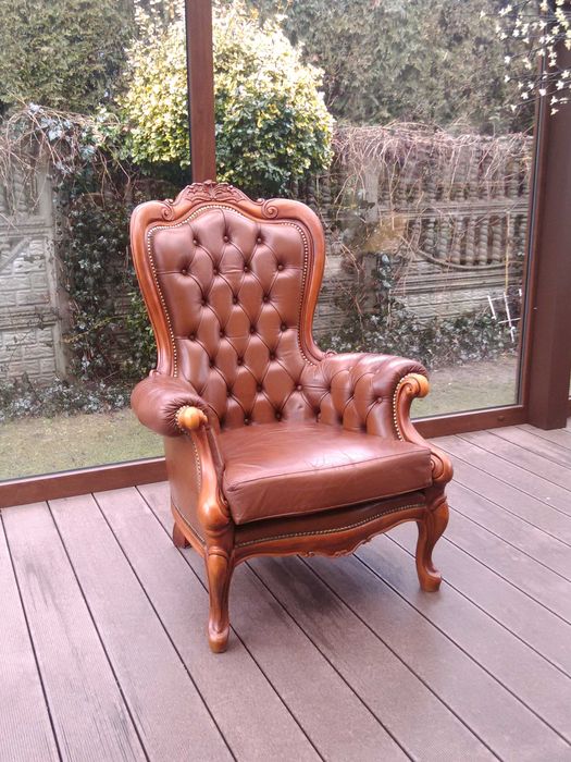 Fotel Ludwik Rzeźbiony Skóra Antyk