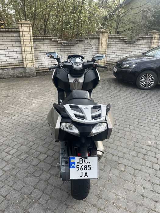 BMW C650 GT Максискутер
