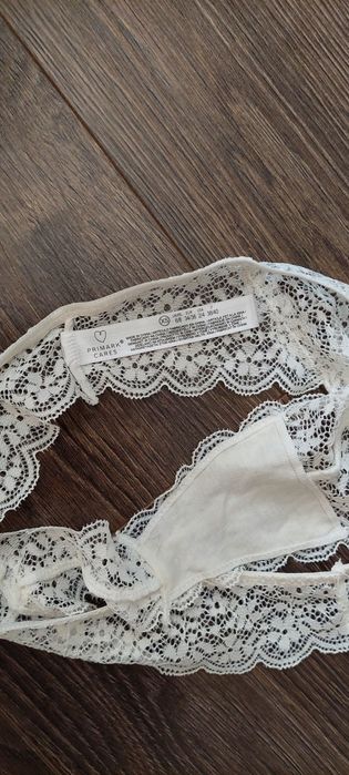 Majtki figi damskie z koronki kremowe Primark XS nowe