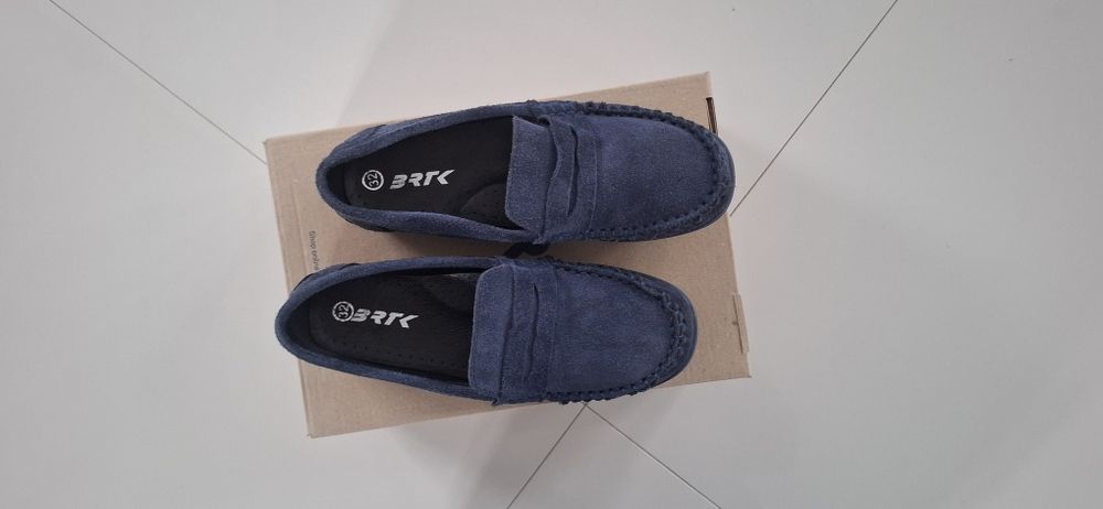 Buty chłopięce 32