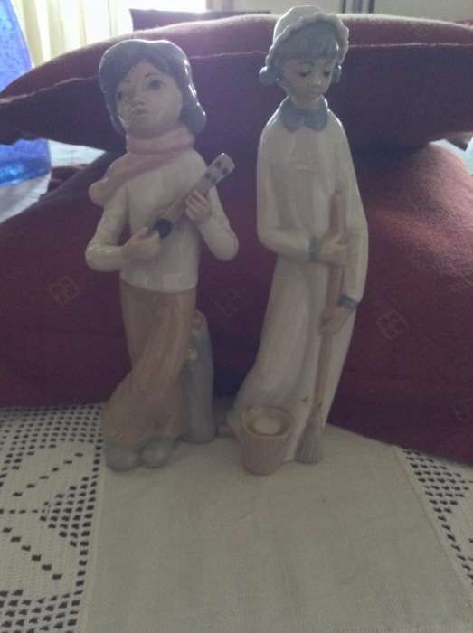 original raro par de estatuetas figurinos bonecos numerado colecção