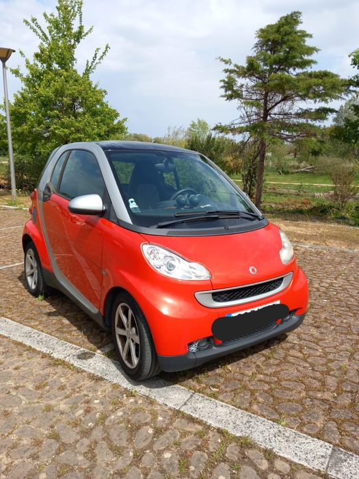 Smart fortwo vermelho