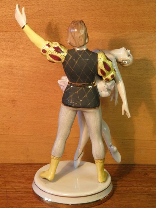 Статуэтка Адажио