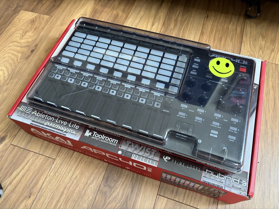 Akai APC40 kontroler midi + decksaver