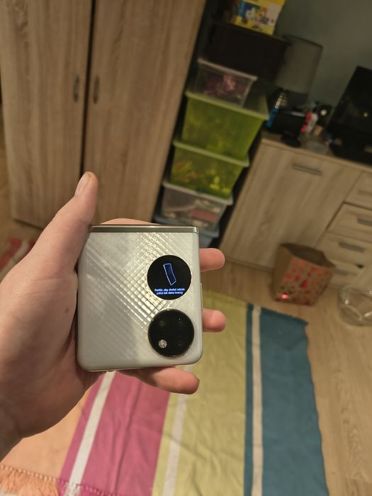 Huawei P50 Pocket Uszkodzony