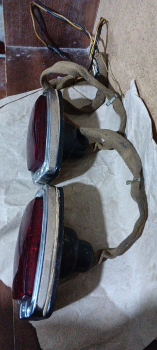 ГАЗ М-20 Победа новые фонарики габаритов -поворотов.