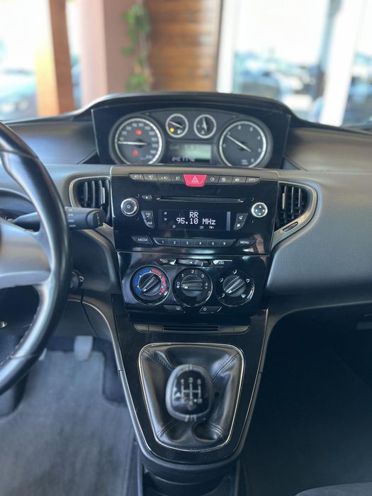 Lancia Ypsilon 1.3 M-jet S&S Gold