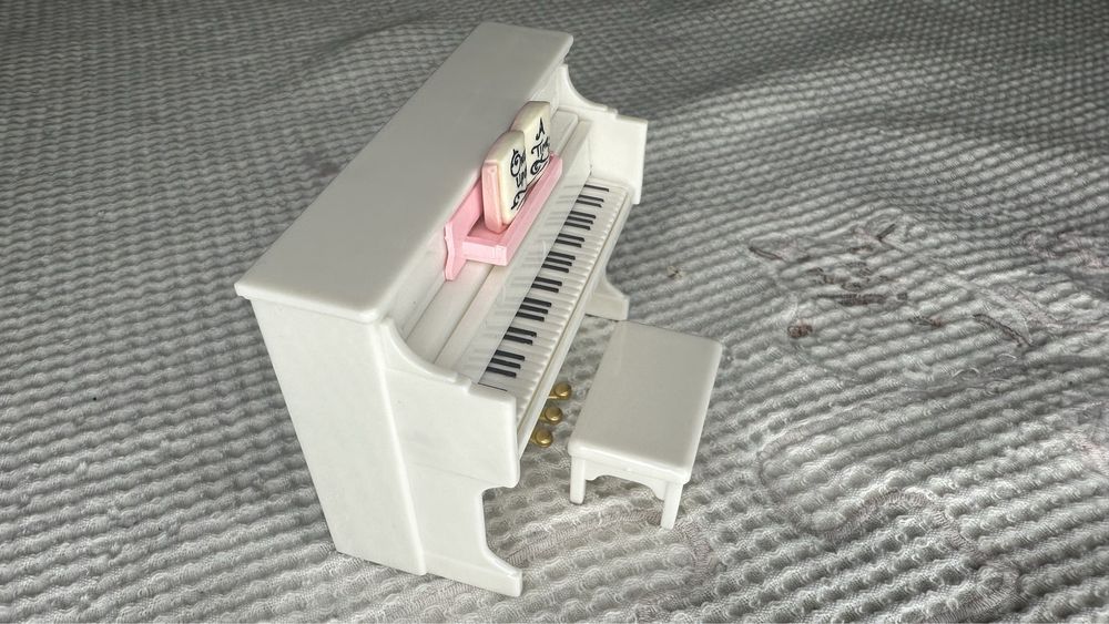 Піаніно в ляльковий будинок 1/12