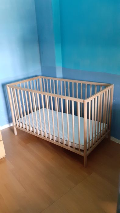 Berço e colchão bebé Sniglar  ikea faia