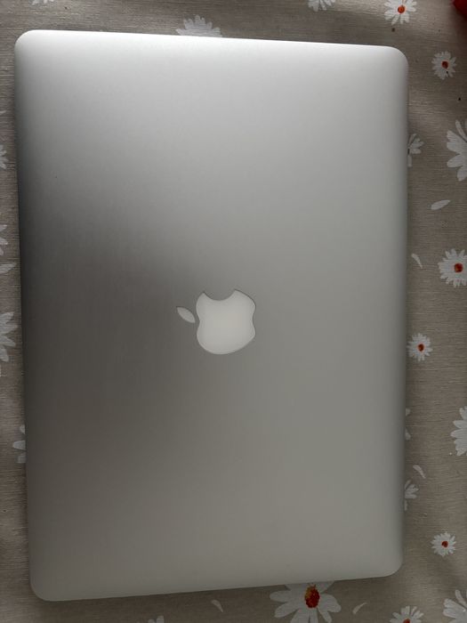 Laptop Apple MacBook Air 13 13,3" i5 - bateria 208 cykli - stan bdb