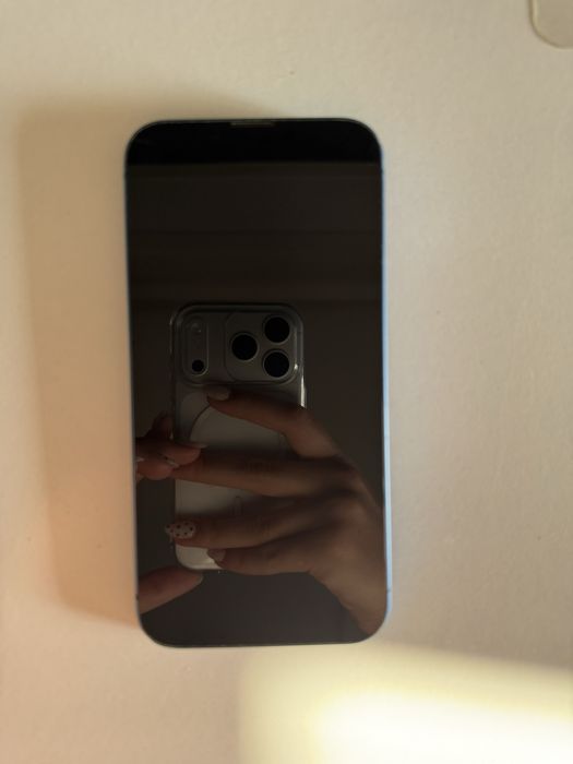 iPhone 13 Azul 128GB + Capas + 3 Películas