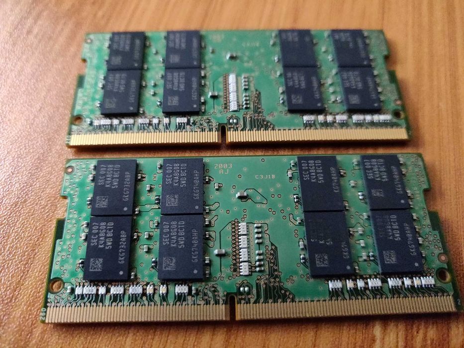 Память для ноутбуков: Samsung 16GB SO-DIMM DDR4 SDRAM (2666) = 32 GB