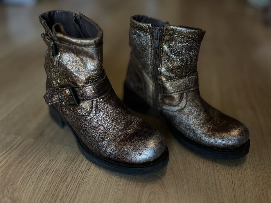 Botki dziewczęce złote