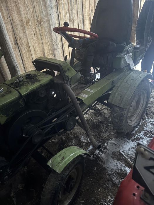 Продам мінітрактор Zubr JR-Q12E