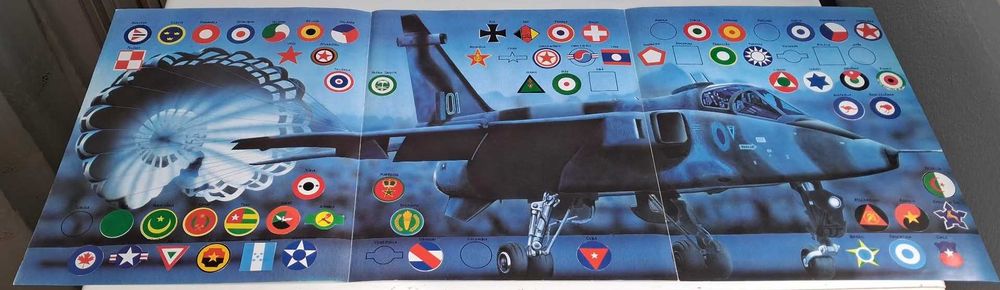 Caderneta: Aviões  e Insígnias da Aviação Mundial de 1993