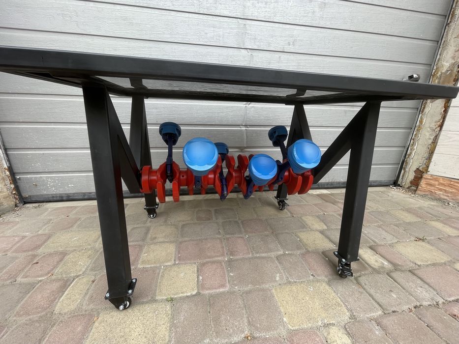 Офісний столик BMW M3