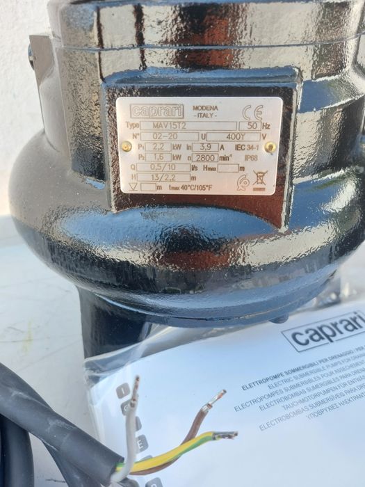 Bomba submersível ( Nova )  37800 litros  Hora  trituradora trifásica