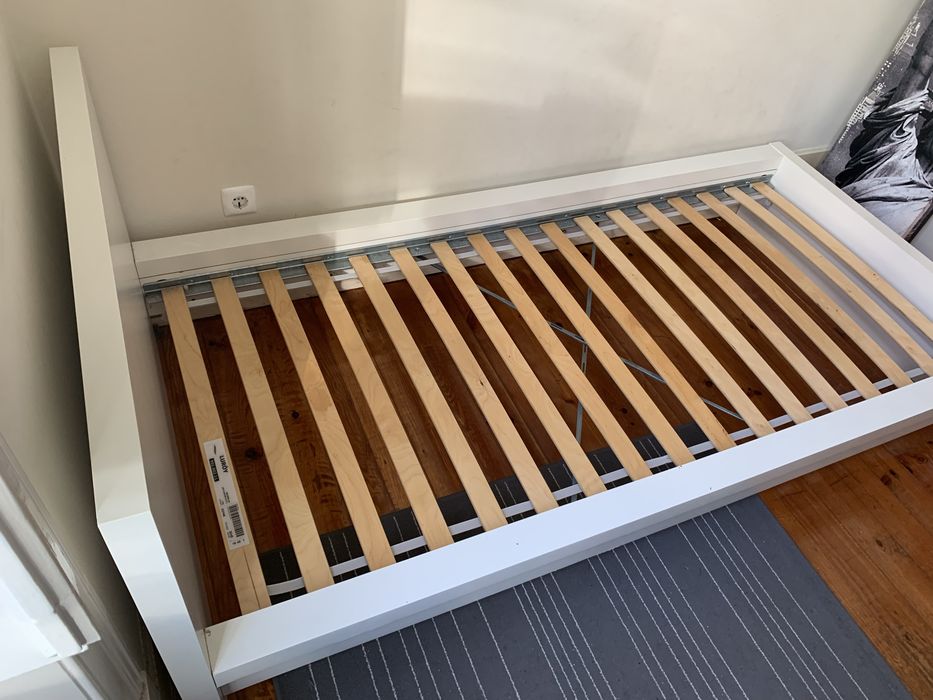 Cama criança IKEA + estrado