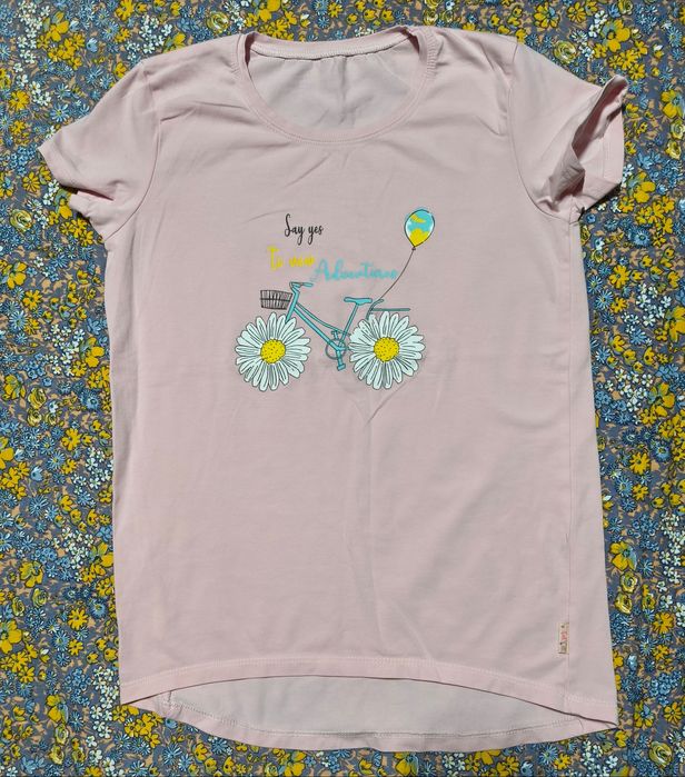 Bluzka t-shirt Aipi w stokrotki roz. 158