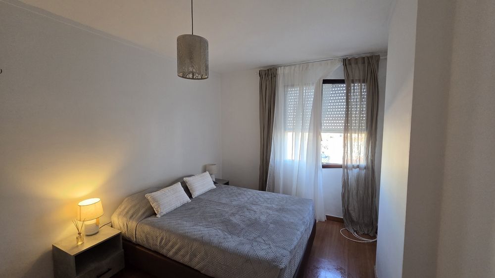 Quarto  confortável e espaçoso PARA CASAL  em Monte A