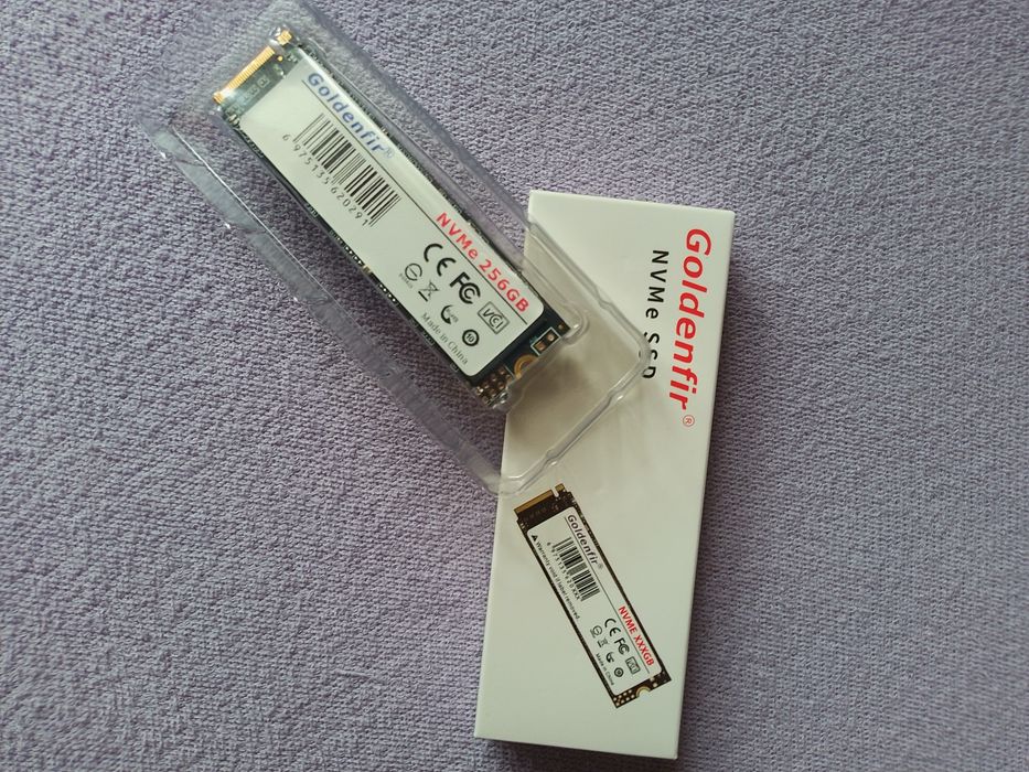 Firmowy dysk SSD NVMe M2 256GB Goldenfir. Nowy.