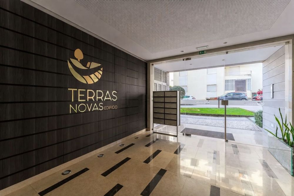Apartamento T2 Luxuoso no Centro de Fátima