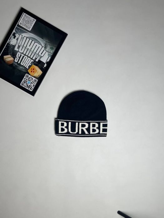 Шапка Burberry  / Шапка Burberry