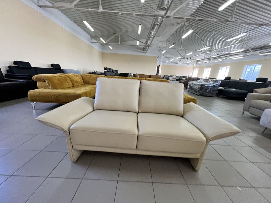 Диван двійка шкіряний бежевий