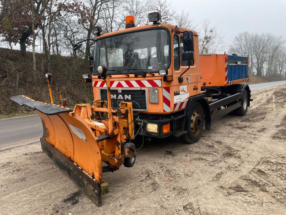 MAN 2000  | Solarka | | Pług |  z Niemiec |