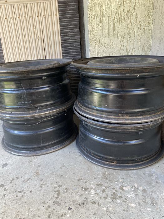 Продам диски 16