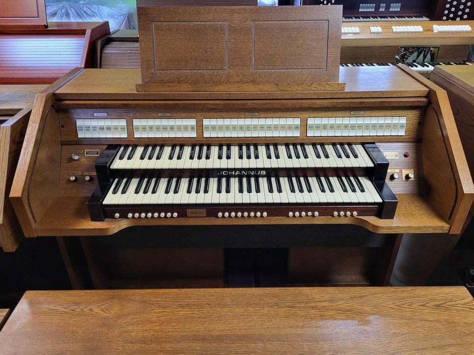 Organy kościelne Johannus op. 20