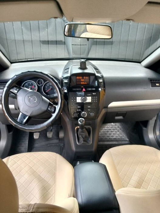 Зафіра 2010 дизель 1.7 з Німеччини