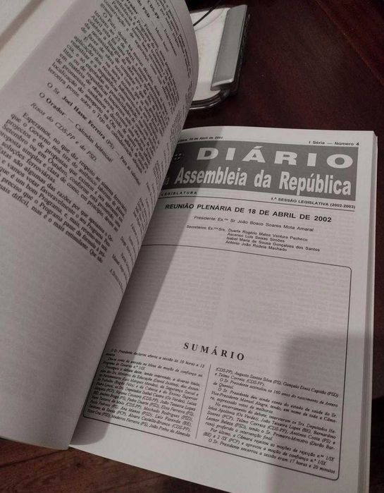 Programa do XVI e XV Governo Constitucional 2 livros - 2002/4
