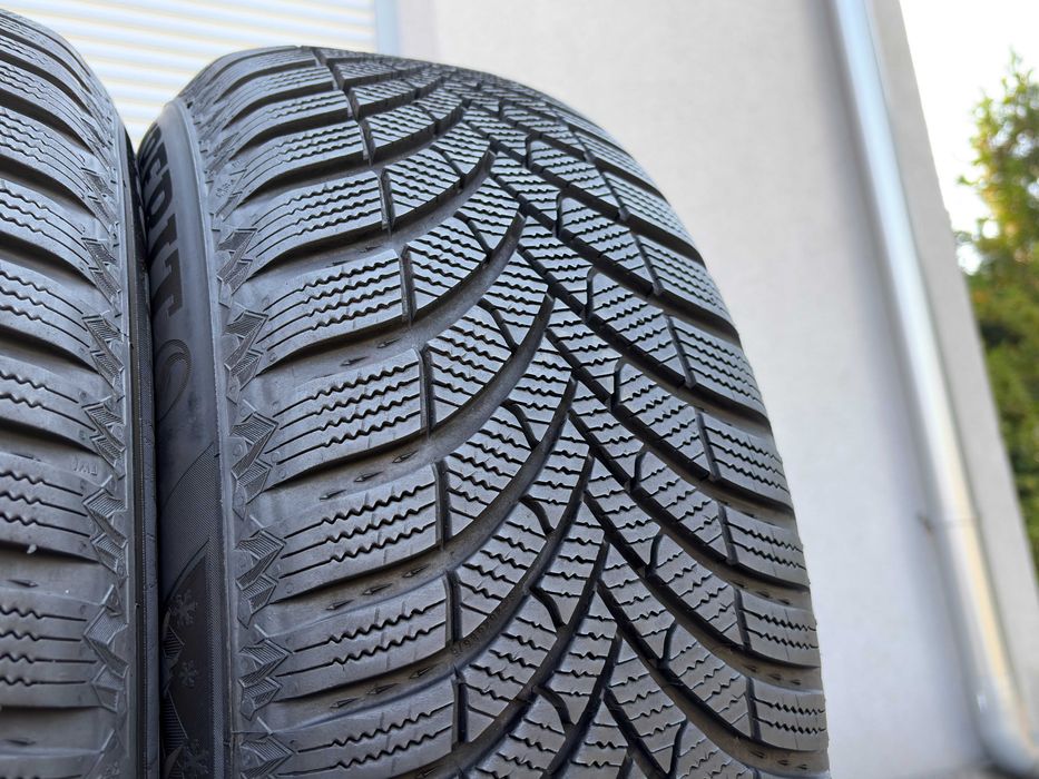 2szt zimowe 215/65R17 Semperit 8,4mm 2023r świetny stan! Z1310 gwarancja